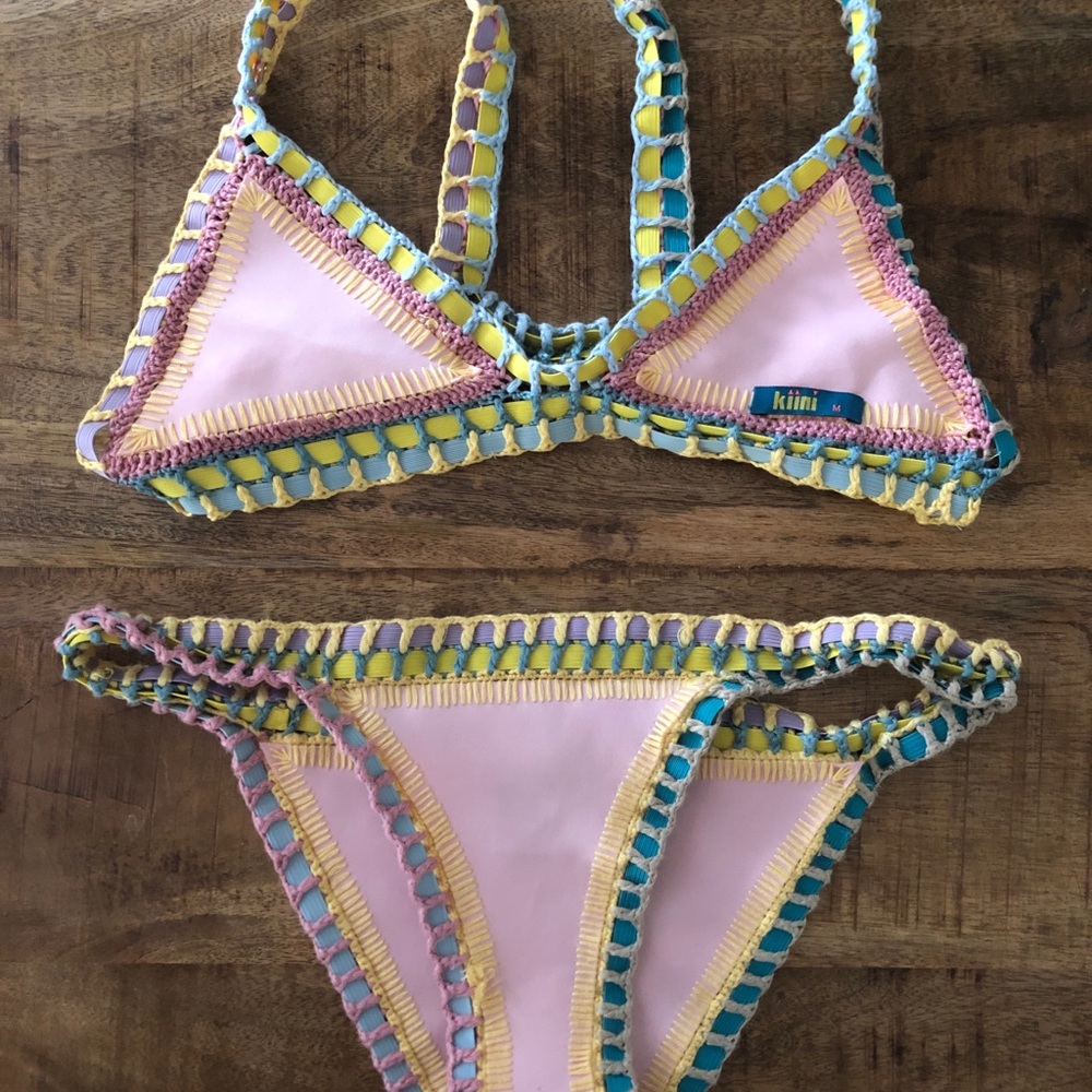 KIINI BIKINI 🌸